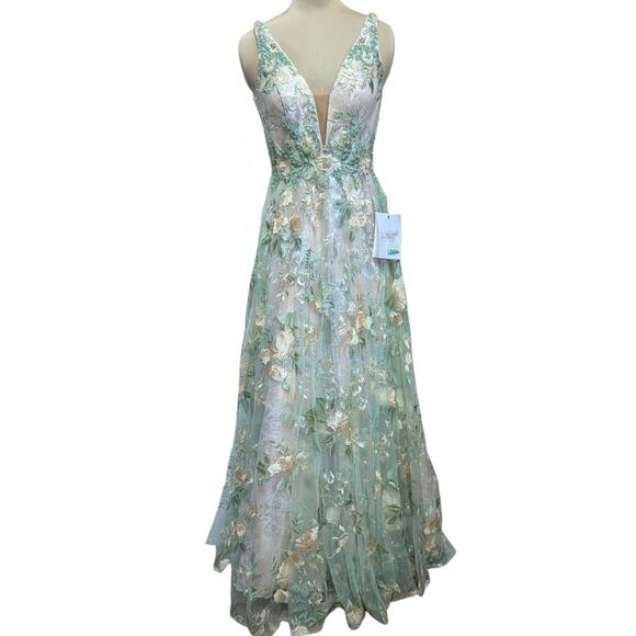 Mac Duggal Floral Embroidered Gown Size 4 NWT Beaded Mesh Formal Dress 79329 - Picture 5 of 11